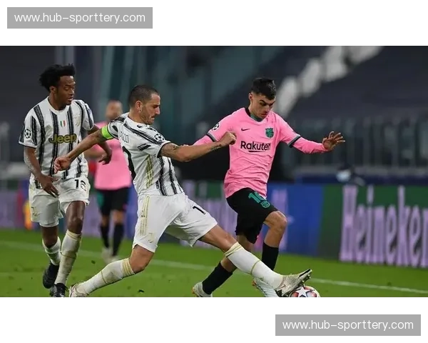 巴甲巅峰回响：米内罗竞技与巴拉纳竞技的宿命博弈，谁能问鼎绿茵之巅？